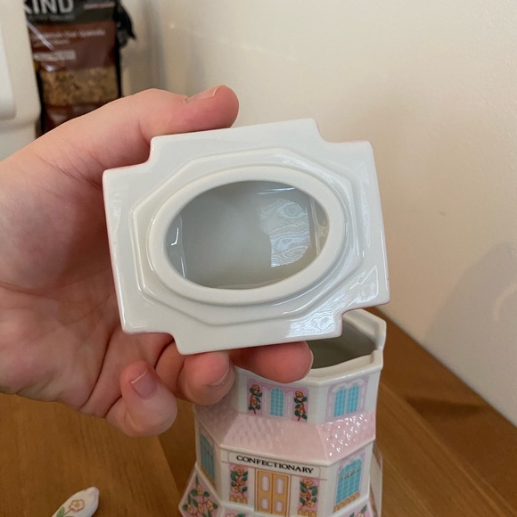 Vintage 1991 Lenox Village Confectionary - Picture 6 of 8